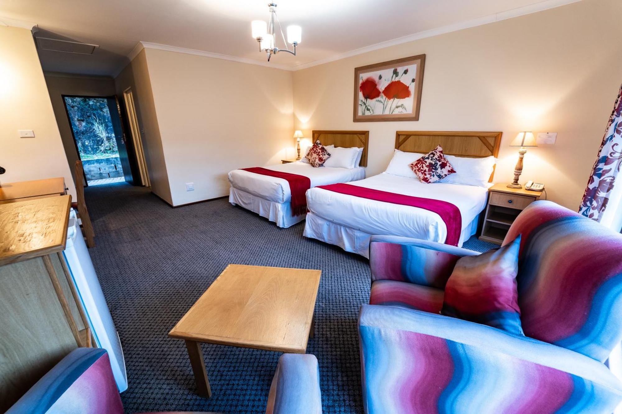 Gooderson Drakensberg Gardens Golf & Spa Resort Exterior foto